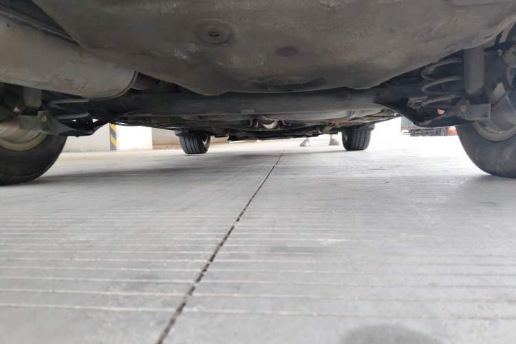 Used Volkswagen Bora 2012 1.6L Automatic Fashion Edition Chassis Rear