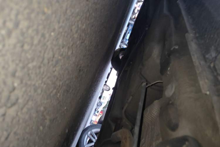 Used Volkswagen Bora 2012 1.6L Manual Fashion Edition Chassis Rear Left