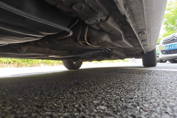 Used Volkswagen Bora 2012 1.6L Automatic Fashion Edition Chassis Rear Right