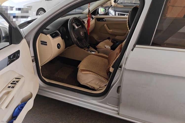 Used Volkswagen Bora 2012 1.6L Automatic Fashion Edition Driver Seat