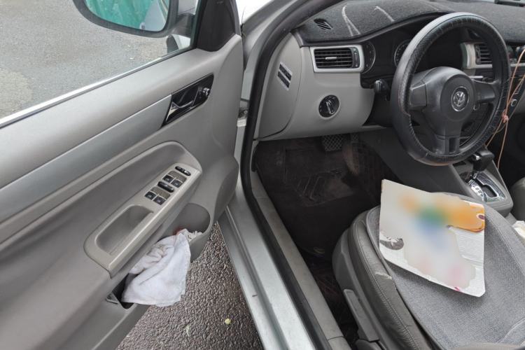 Used Volkswagen Bora 2012 1.6L Automatic Fashion Edition Driver Seat