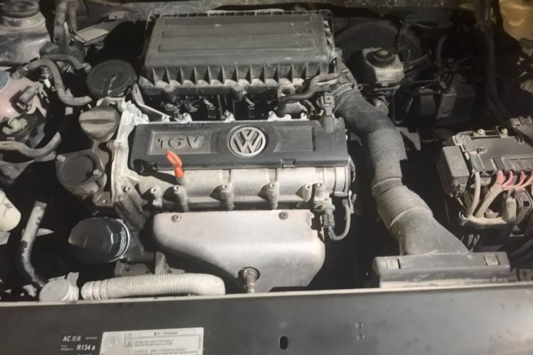 Used Volkswagen Bora 2012 1.6L Manual Comfort Value Edition Engine Bay