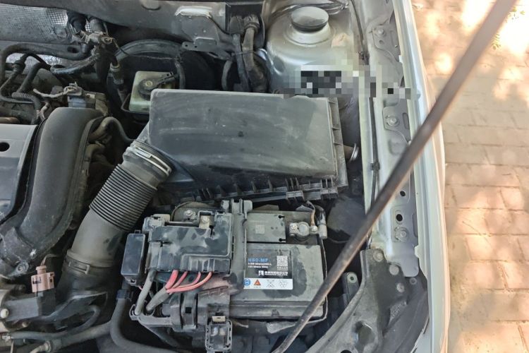 Used Volkswagen Bora 2012 1.4T Automatic Luxury Version Engine Bay Left