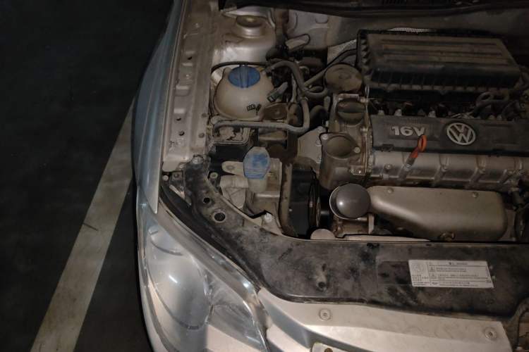 Used Volkswagen Bora 2012 1.6L Manual Stylish & Great Value Edition Engine Bay Right