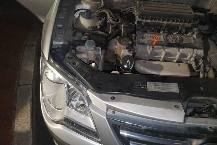 Used Volkswagen Bora 2012 1.6L Manual Comfort Model Engine Bay Right