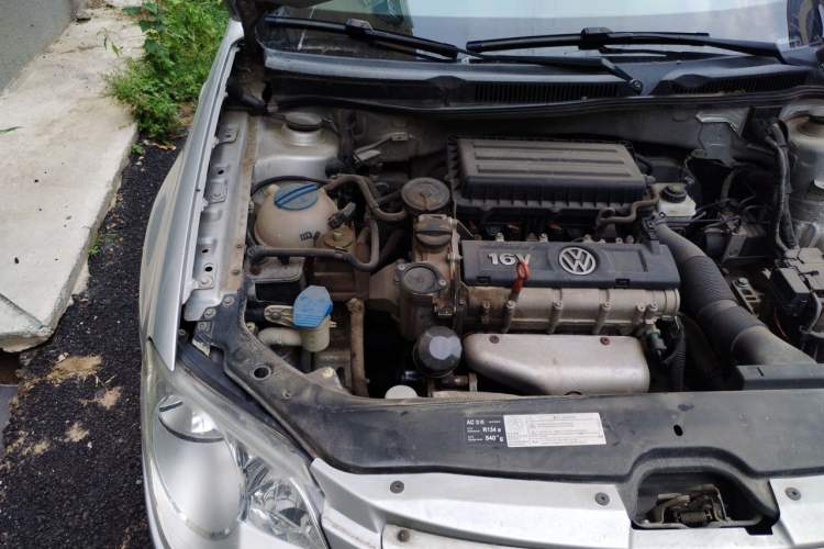 Used Volkswagen Bora 2012 1.6L Automatic Comfortable Value Edition Engine Bay Right