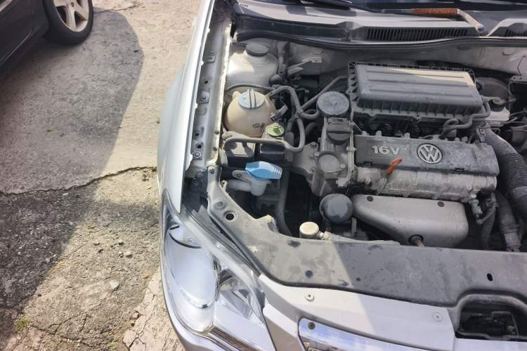Used Volkswagen Bora 2012 1.6L Automatic Comfortable Value Edition Engine Bay Right