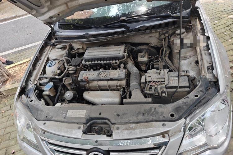 Used Volkswagen Bora 2012 1.6L Automatic Fashion Value Edition Engine Bay