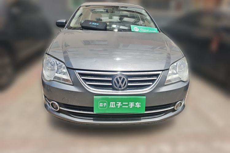Used Volkswagen Bora 2012 1.6L Automatic Fashion Edition Front