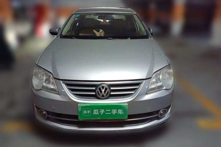 Used Volkswagen Bora 2012 1.6L Manual Fashion Edition Front