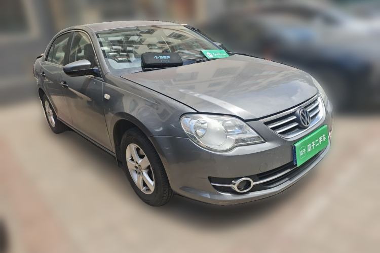 Used Volkswagen Bora 2012 1.6L Automatic Fashion Edition Front Right 45 Deg