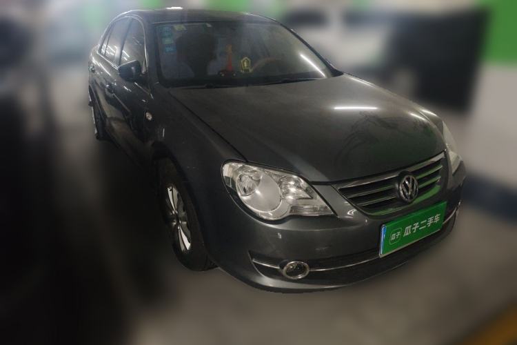 Used Volkswagen Bora 2012 1.6L Automatic Comfort Edition Front Right 45 Deg