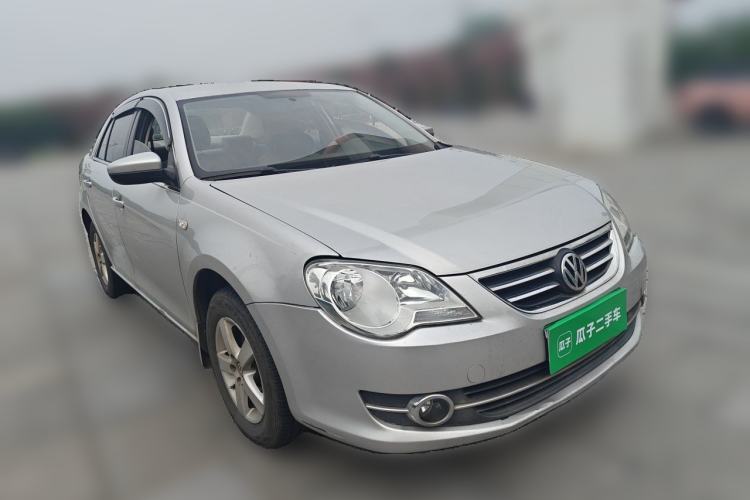 Used Volkswagen Bora 2012 1.6L Automatic Fashion Edition Front Right 45 Deg