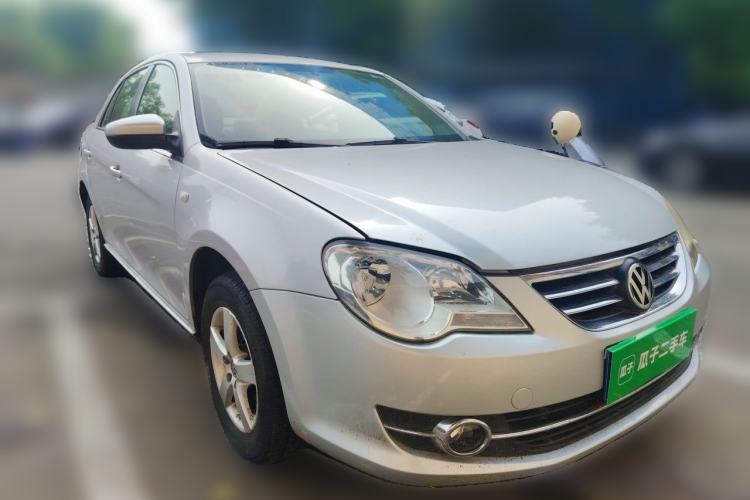 Used Volkswagen Bora 2012 1.6L Manual Fashion Edition Front Right 45 Deg