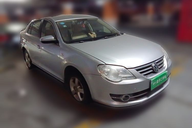 Used Volkswagen Bora 2012 1.6L Manual Fashion Edition Front Right 45 Deg