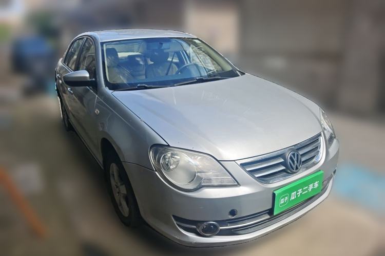 Used Volkswagen Bora 2012 1.6L Manual Fashion Edition Front Right 45 Deg