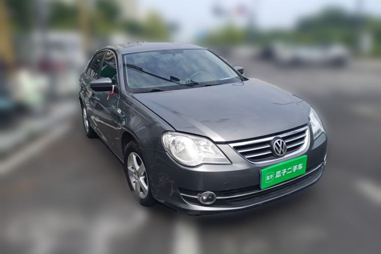Used Volkswagen Bora 2012 1.6L Automatic Fashion Edition Front Right 45 Deg