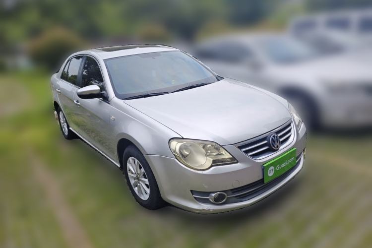 Used Volkswagen Bora 2012 1.6L Automatic Comfort Edition Front Right 45 Deg