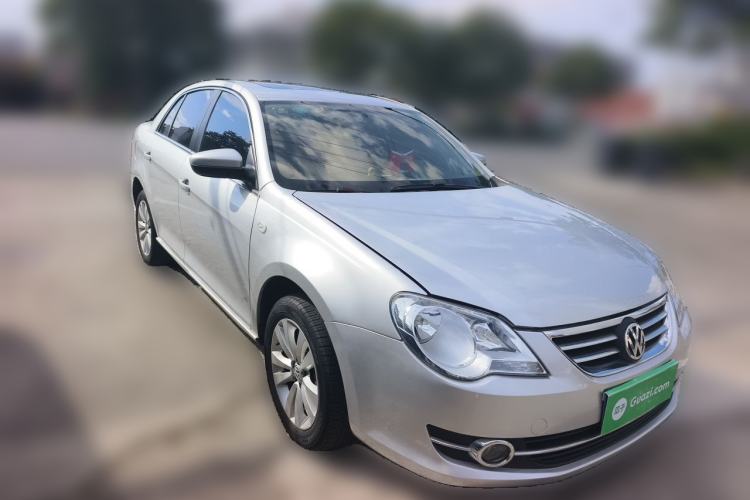 Used Volkswagen Bora 2012 1.6L Automatic Comfortable Value Edition Front Right 45 Deg