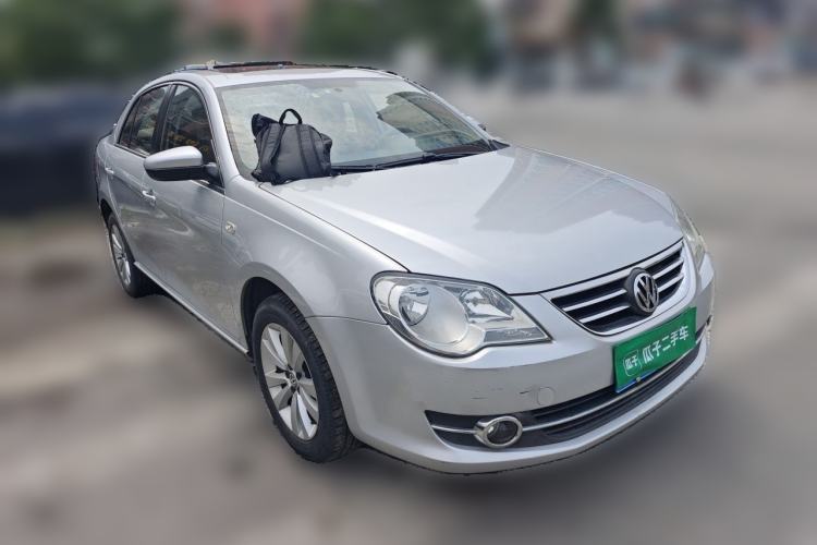 Used Volkswagen Bora 2012 1.6L Automatic Fashion Value Edition Front Right 45 Deg