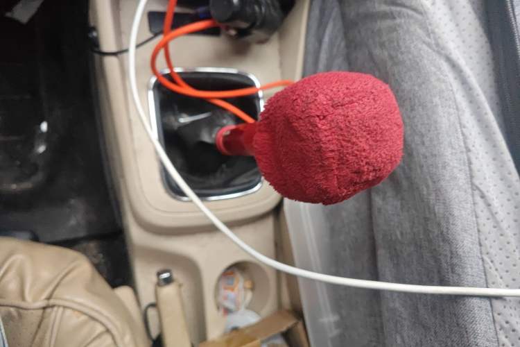 Used Volkswagen Bora 2012 1.6L Manual Fashion Edition Gear Lever