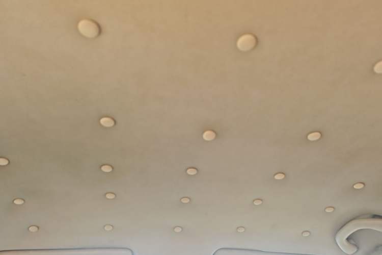 Used Volkswagen Bora 2012 1.6L Manual Fashion Edition Headliner