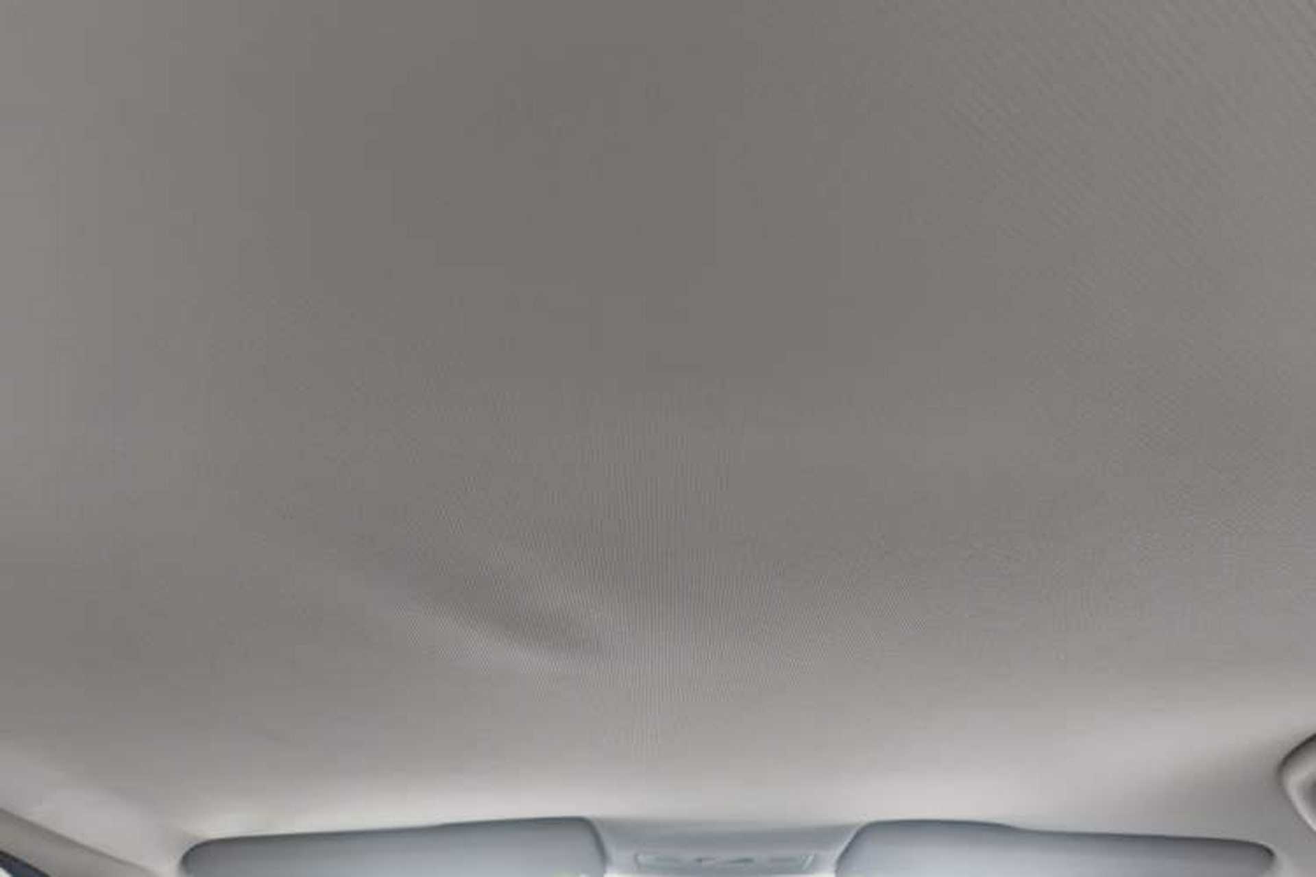 Used Volkswagen Bora 2012 1.6L Manual Fashion Edition Headliner