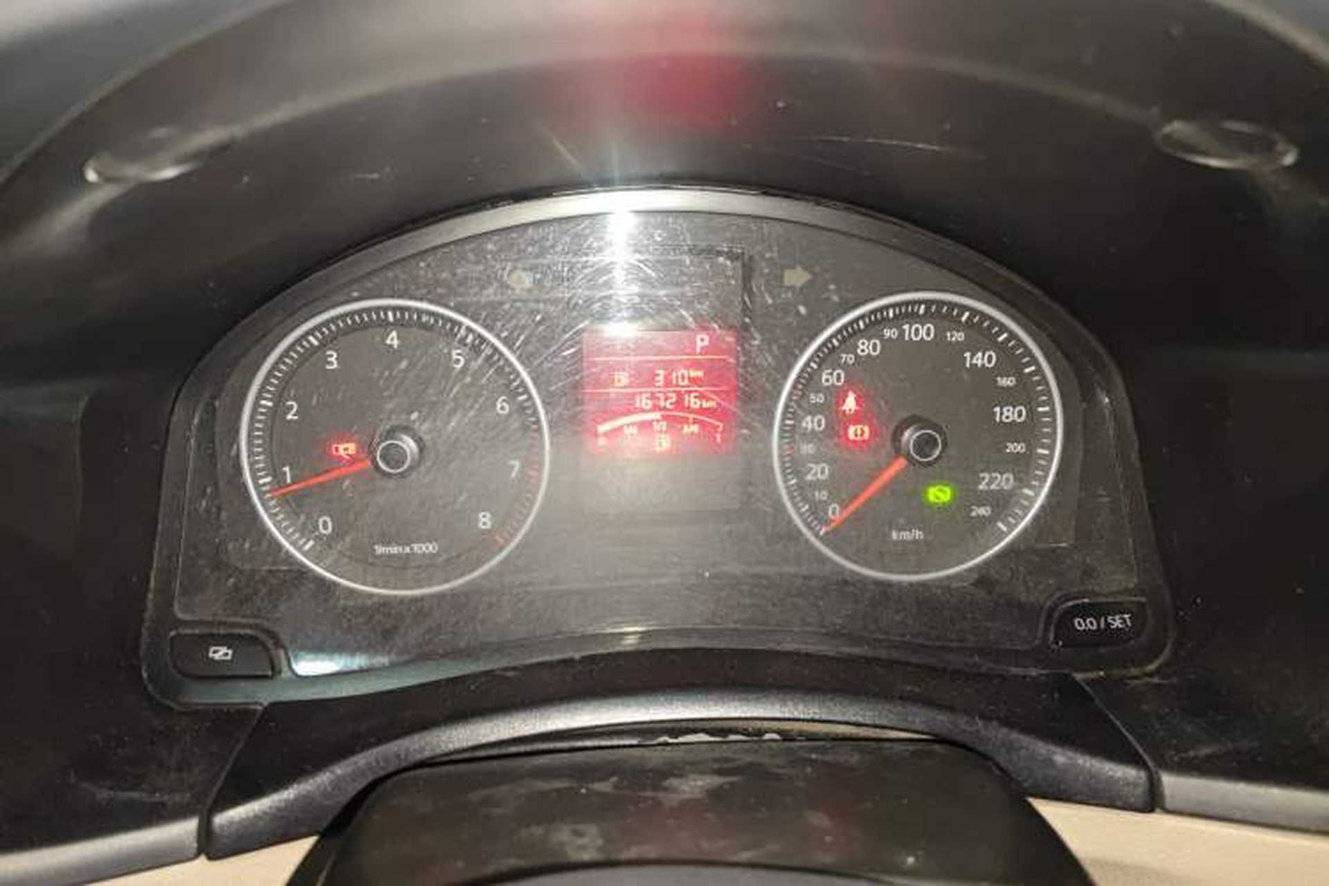 Used Volkswagen Bora 2012 1.6L Automatic Fashion Edition Instrument Cluster