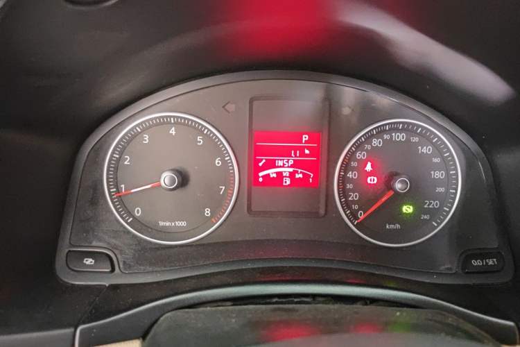 Used Volkswagen Bora 2012 1.6L Automatic Fashion Edition Instrument Cluster