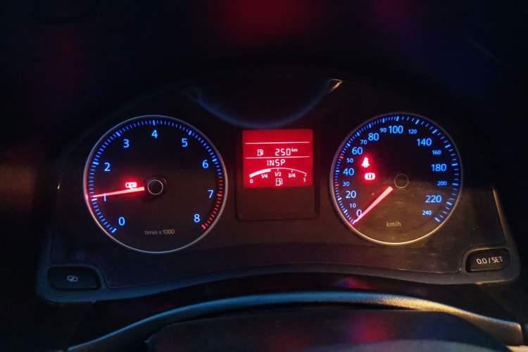 Used Volkswagen Bora 2012 1.6L Manual Comfort Model Instrument Cluster