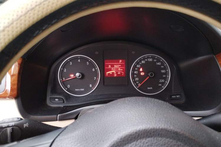 Used Volkswagen Bora 2012 1.6L Automatic Comfortable Value Edition Instrument Cluster