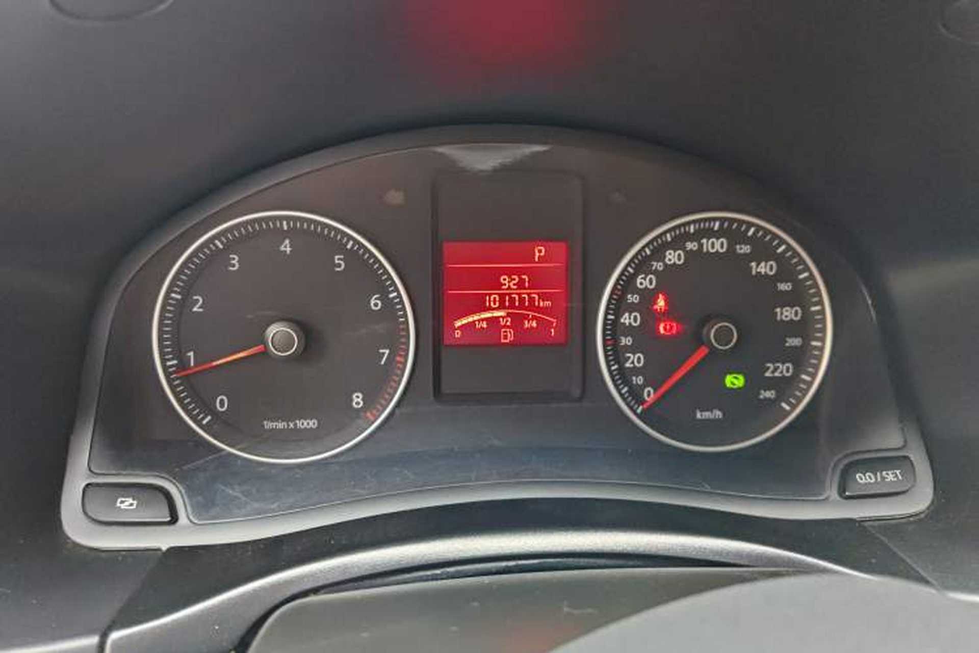 Used Volkswagen Bora 2012 1.6L Automatic Fashion Edition Instrument Cluster