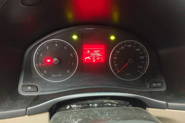 Used Volkswagen Bora 2012 1.6L Manual Fashion Edition Instrument Cluster