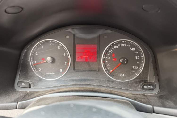 Used Volkswagen Bora 2012 1.6L Manual Fashion Edition Instrument Cluster