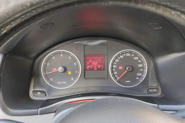 Used Volkswagen Bora 2012 1.6L Manual Comfort Model Instrument Cluster