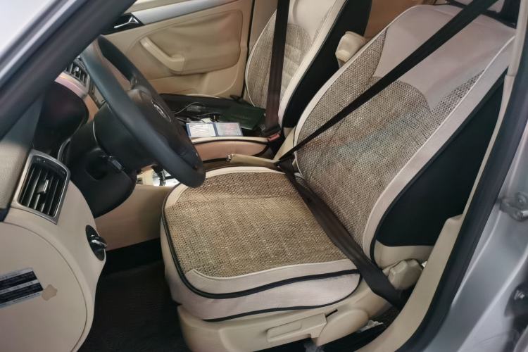 Used Volkswagen Bora 2012 1.6L Automatic Fashion Edition Left Front Seat