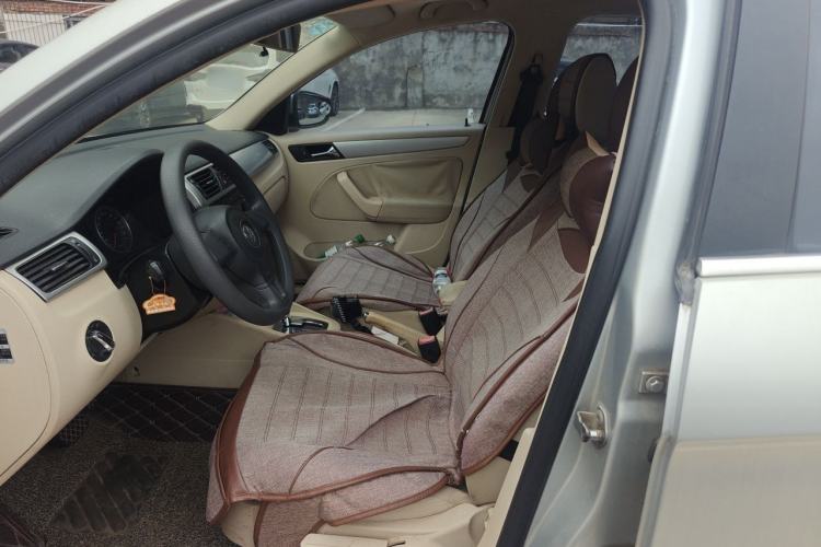 Used Volkswagen Bora 2012 1.6L Automatic Fashion Edition Left Front Seat