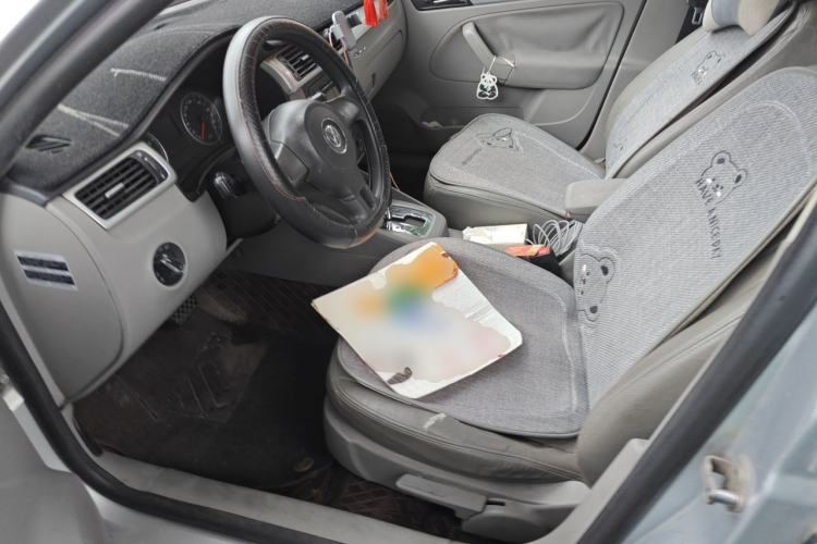 Used Volkswagen Bora 2012 1.6L Automatic Fashion Edition Left Front Seat