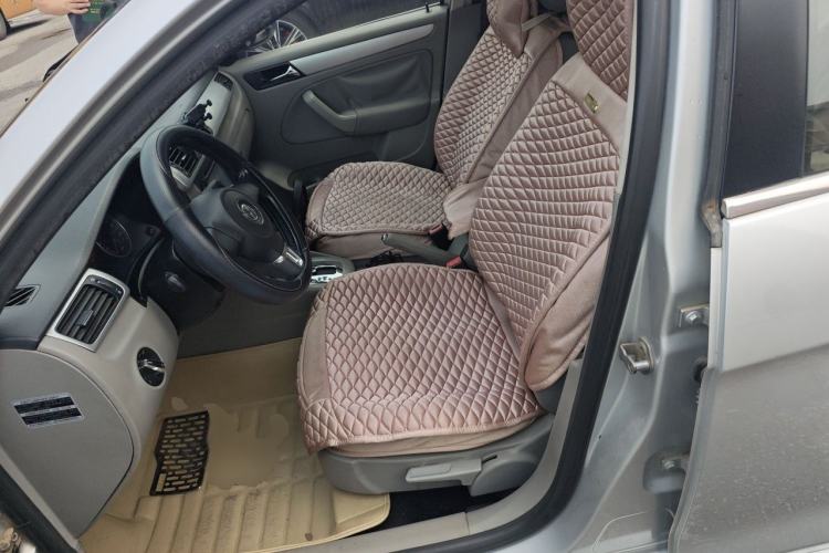 Used Volkswagen Bora 2012 1.6L Automatic Fashion Value Edition Left Front Seat