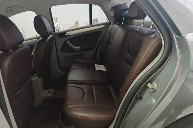 Used Volkswagen Bora 2012 1.6L Automatic Fashion Edition Left Rear Seat