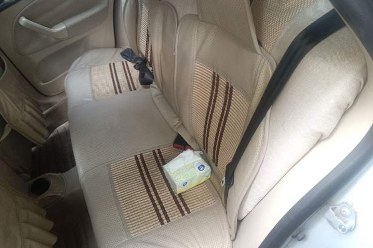 Used Volkswagen Bora 2012 1.6L Automatic Fashion Edition Left Rear Seat
