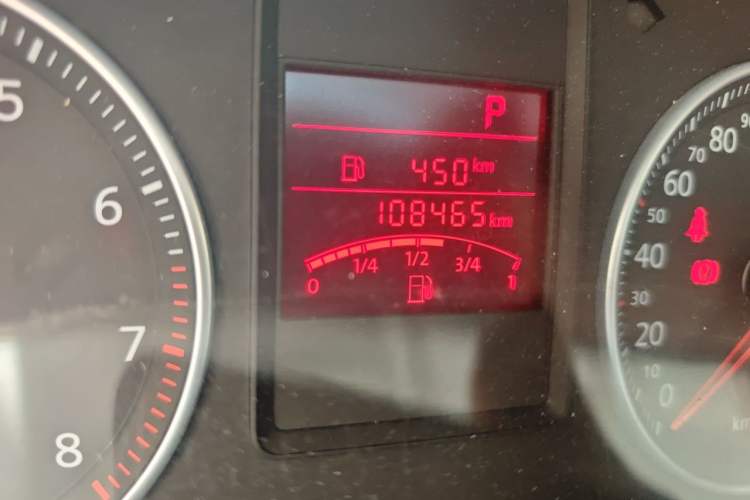 Used Volkswagen Bora 2012 1.6L Automatic Fashion Edition Odometer Close Up