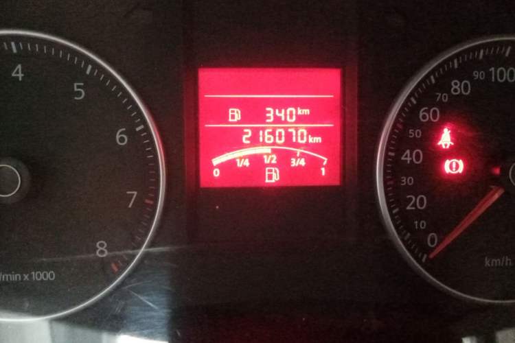 Used Volkswagen Bora 2012 1.6L Manual Fashion Edition Odometer Close Up