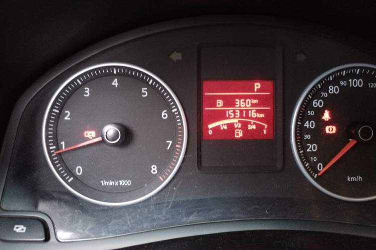 Used Volkswagen Bora 2012 1.6L Automatic Comfortable Value Edition Odometer Close Up