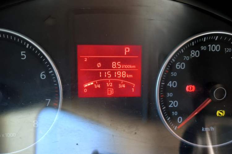 Used Volkswagen Bora 2012 1.6L Automatic Fashion Edition Odometer Close Up