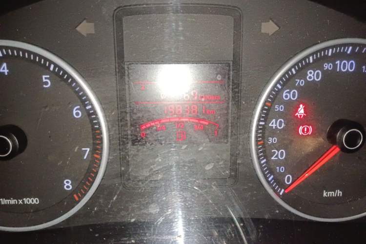 Used Volkswagen Bora 2012 1.6L Manual Fashion Edition Odometer Close Up