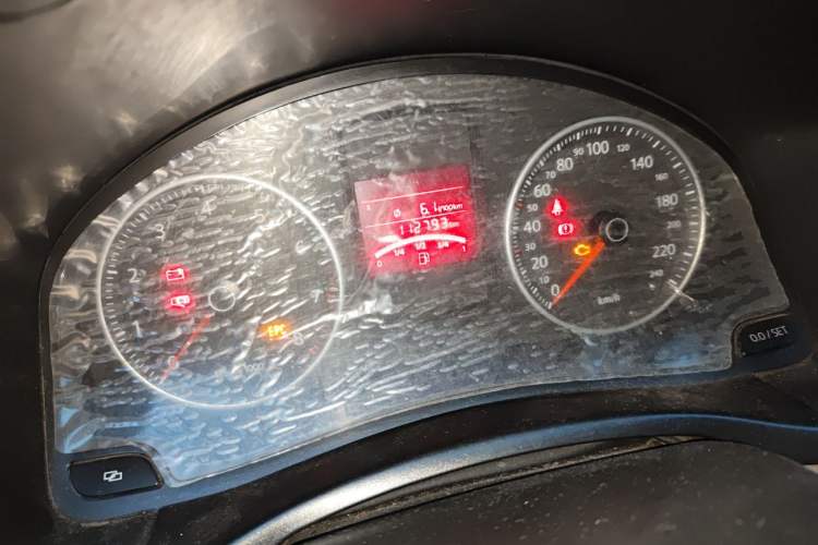Used Volkswagen Bora 2012 1.6L Manual Fashion Edition Odometer Close Up