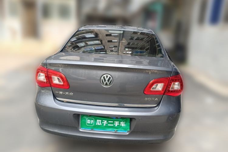 Used Volkswagen Bora 2012 1.6L Manual Fashion Edition Rear