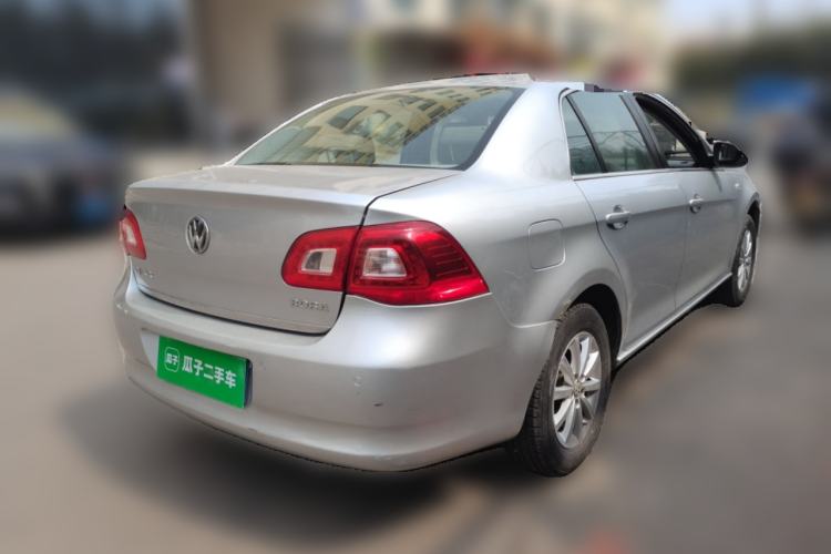 Used Volkswagen Bora 2012 1.6L Automatic Comfort Edition Rear Right 45 Deg