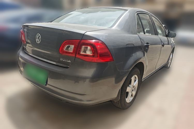 Used Volkswagen Bora 2012 1.6L Automatic Fashion Edition Rear Right 45 Deg